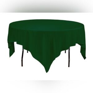 3-60” ROUND TABLECLOTH SIMPLY POLY FOREST GREEN TABLE CLOTHS, 3-PK